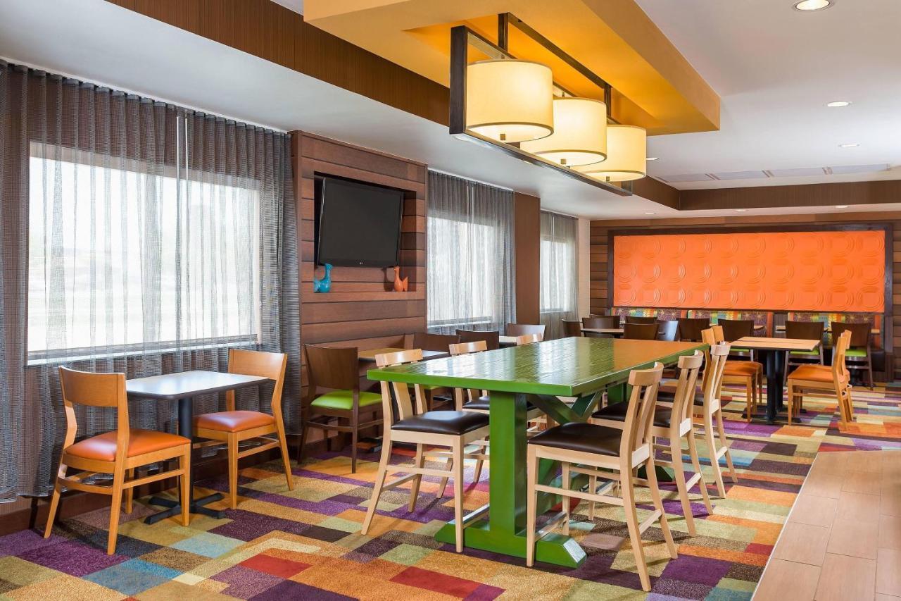 Fairfield Inn & Suites Grand Rapids Exterior photo