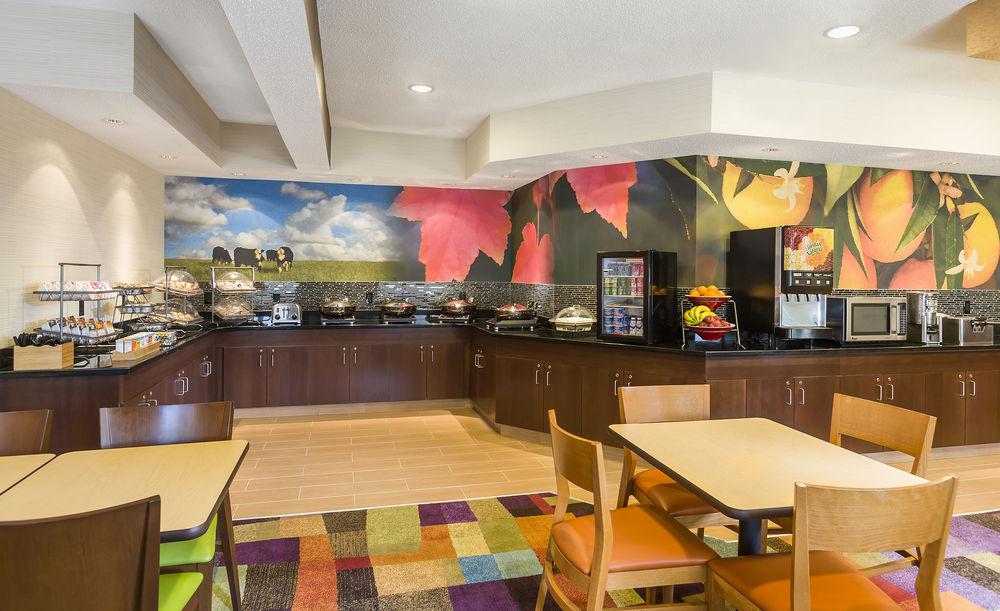 Fairfield Inn & Suites Grand Rapids Exterior photo